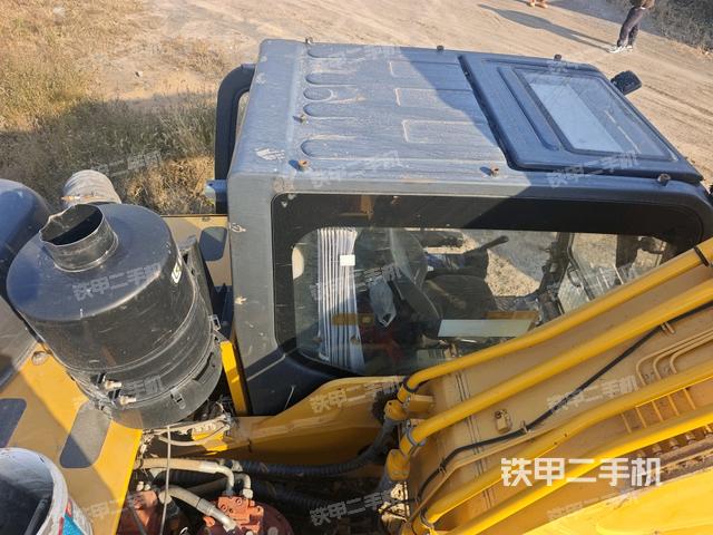 駕駛室頂部俯視（上車部件）