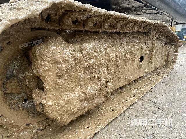 单侧履带整体（整机外观）