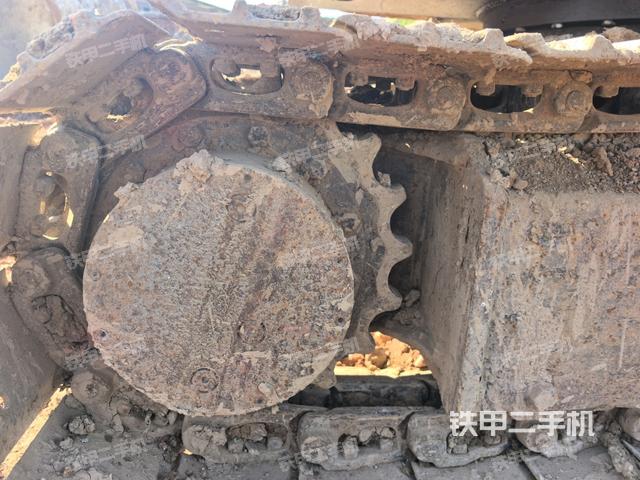 右驅(qū)動(dòng)輪（行走機(jī)構(gòu)）