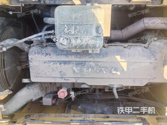 发动机整体俯视（整机外观）