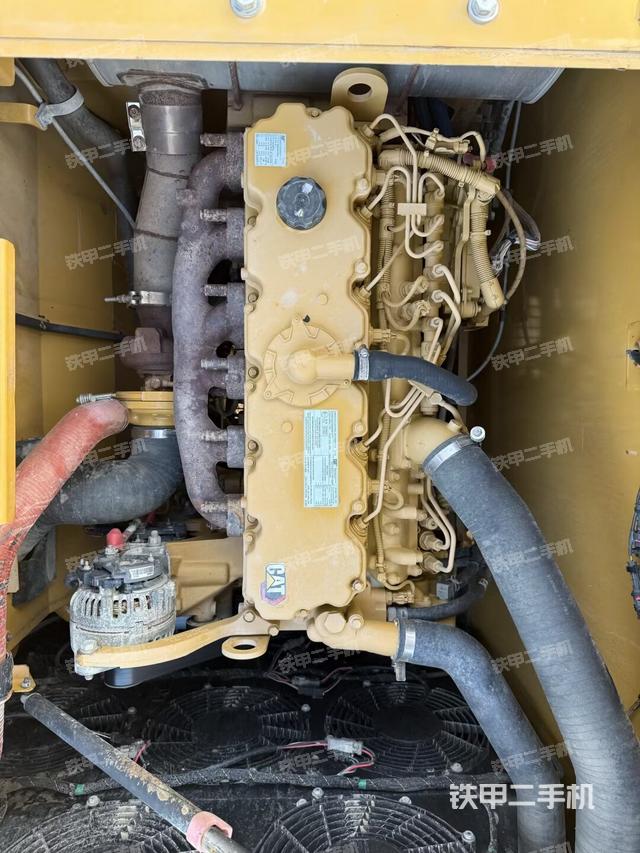 發(fā)動機整體俯視（整機外觀）