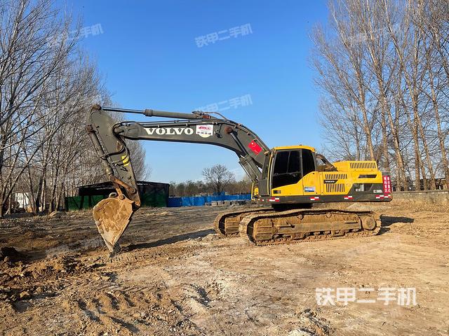 沃尔沃EC380D挖掘机