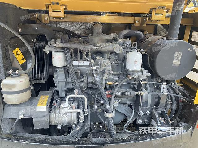 发动机整体俯视（整机外观）