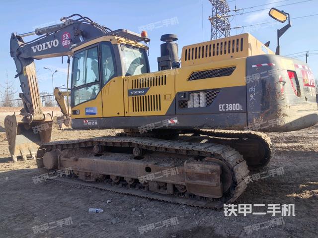 沃尔沃EC380D挖掘机