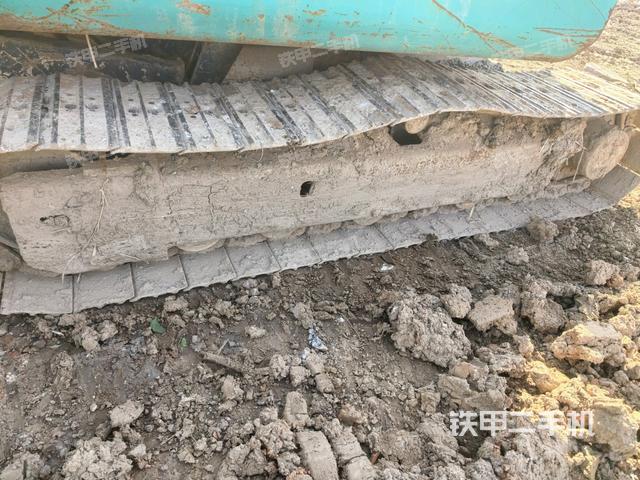 左侧履带整体 （行走机构）