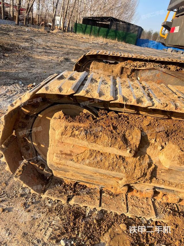 单侧履带整体（整机外观）