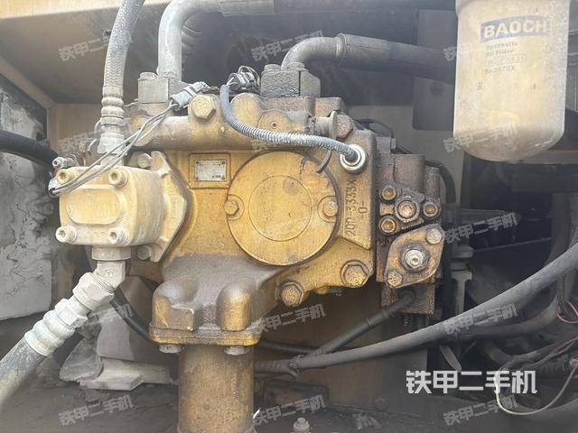 液压泵斜45 右（大件舱室）