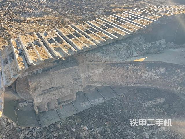 单侧履带整体（整机外观）