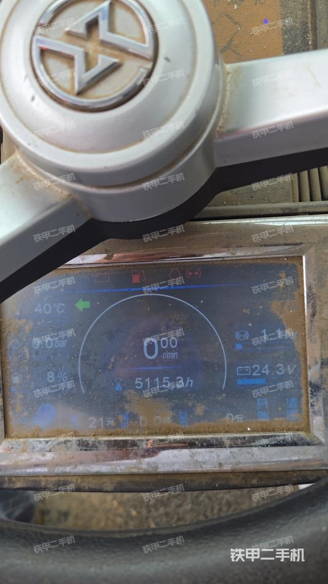 駕駛室頂部（整機(jī)外觀）