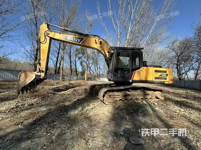 三一重工SY215C挖掘机