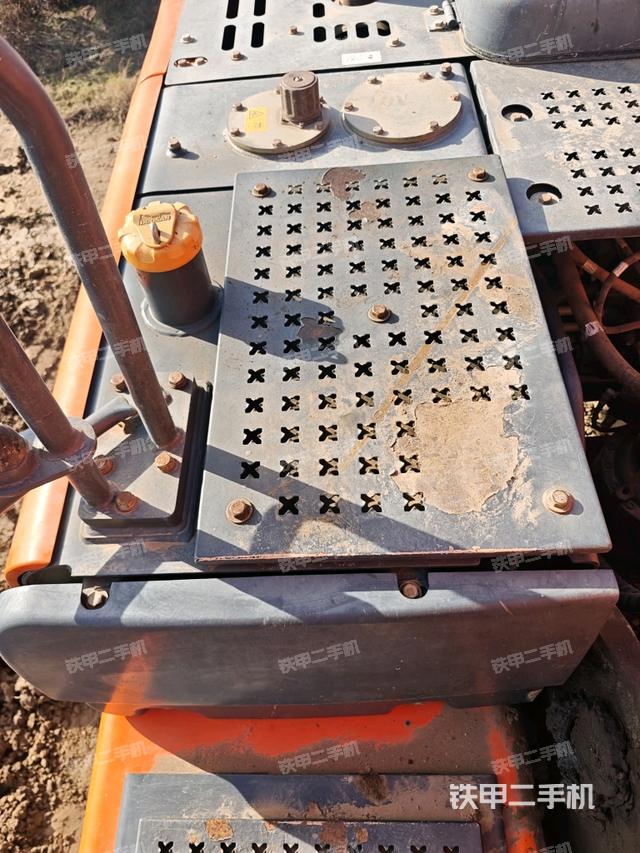 大臂背部俯視（工作和回轉(zhuǎn)裝置）