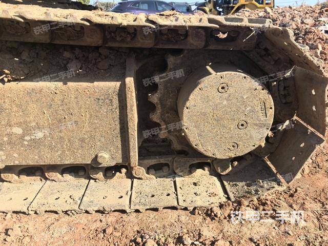 左驅(qū)動(dòng)輪（行走機(jī)構(gòu)）