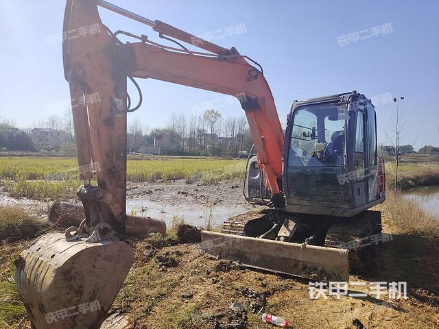 日立ZX60-5A挖掘机