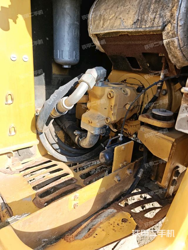 液压泵室（大件舱室）