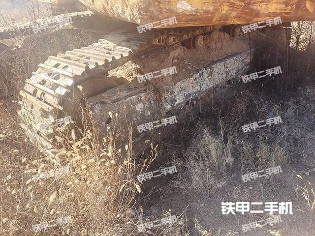 單側(cè)履帶整體（整機(jī)外觀）