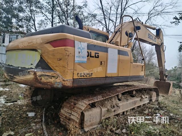 整機右后45°（整機外觀）