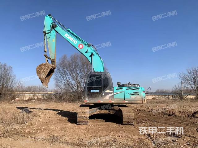 神钢SK210LC-8挖掘机