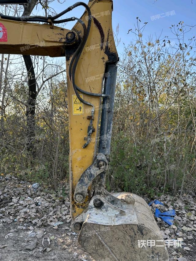 大臂整体 右侧（工作和回转装置）