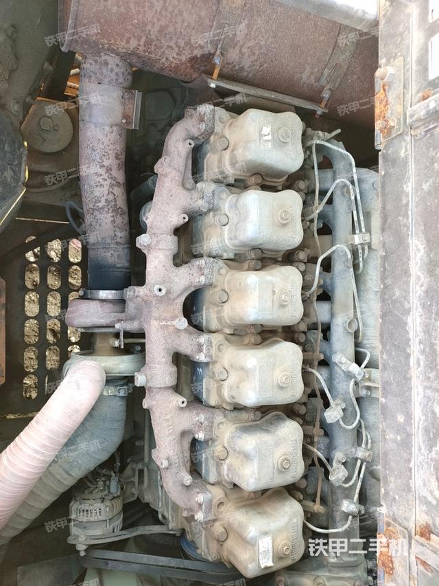 发动机整体俯视（整机外观）