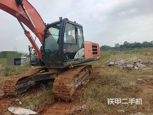 駕駛室整體（整機(jī)外觀）