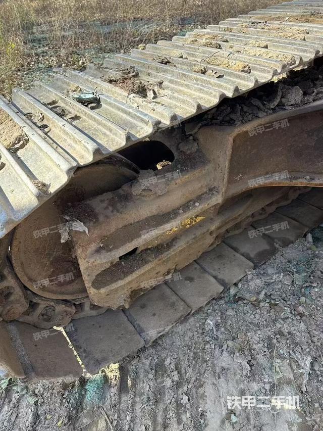 单侧履带整体（整机外观）