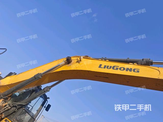 大臂整體?右側（工作和回轉裝置）