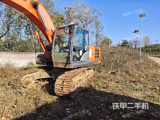 駕駛室頂部（整機(jī)外觀）