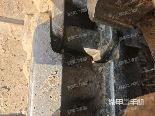 右側行走馬達蓋板（行走機構）