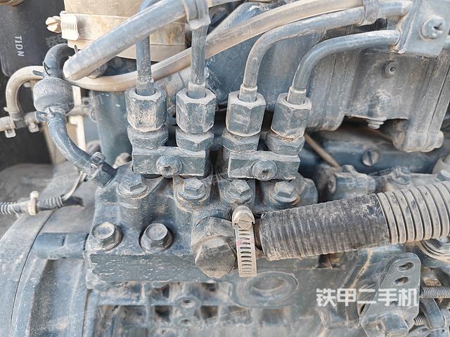 驾驶室整体（整机外观）