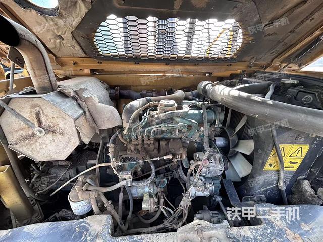 发动机整体俯视（整机外观）