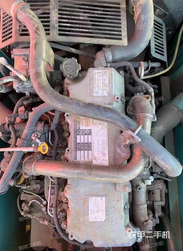 发动机整体俯视（整机外观）