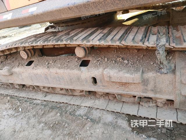 单侧履带整体（整机外观）