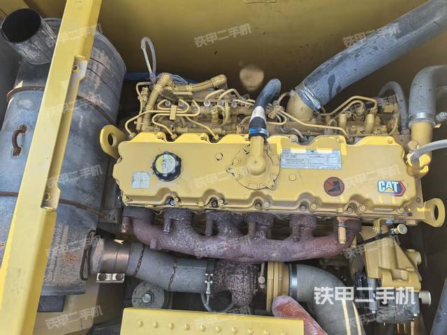 發(fā)動機(jī)整體俯視（整機(jī)外觀）