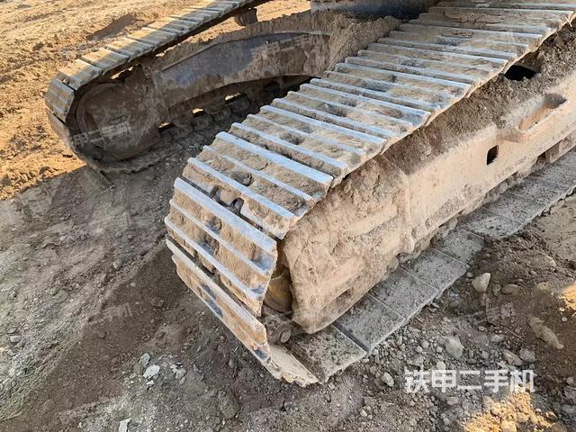 单侧履带整体（整机外观）