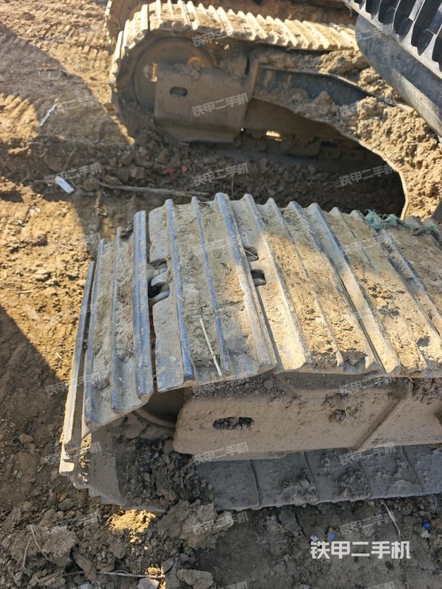 单侧履带整体（整机外观）