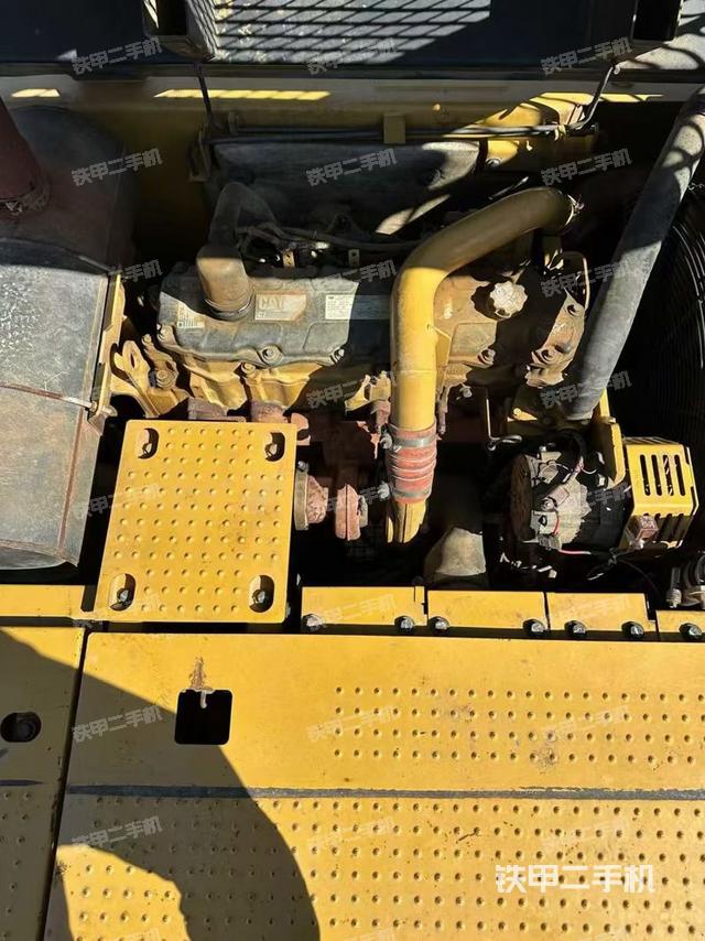 發(fā)動機(jī)整體俯視（整機(jī)外觀）