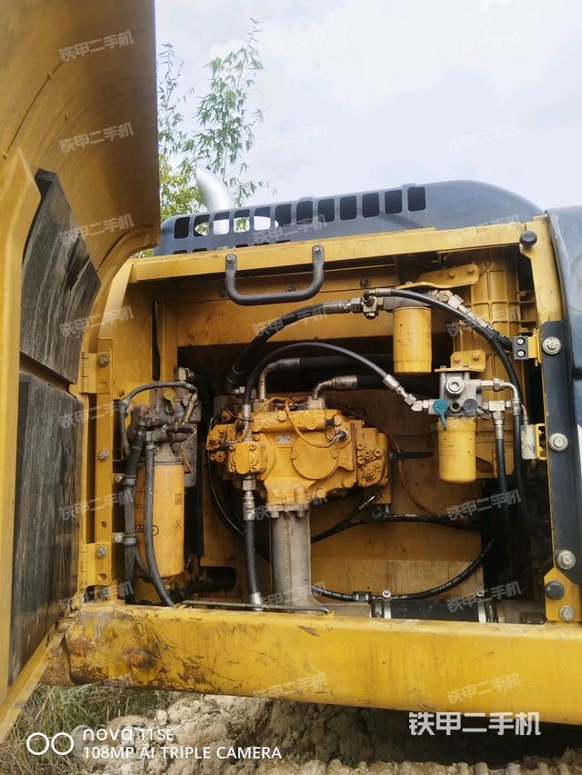 液压泵室（大件舱室）