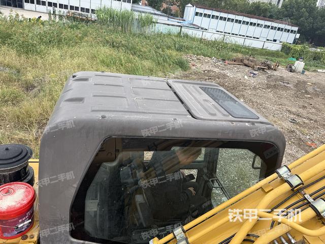 駕駛室頂部（整機(jī)外觀）