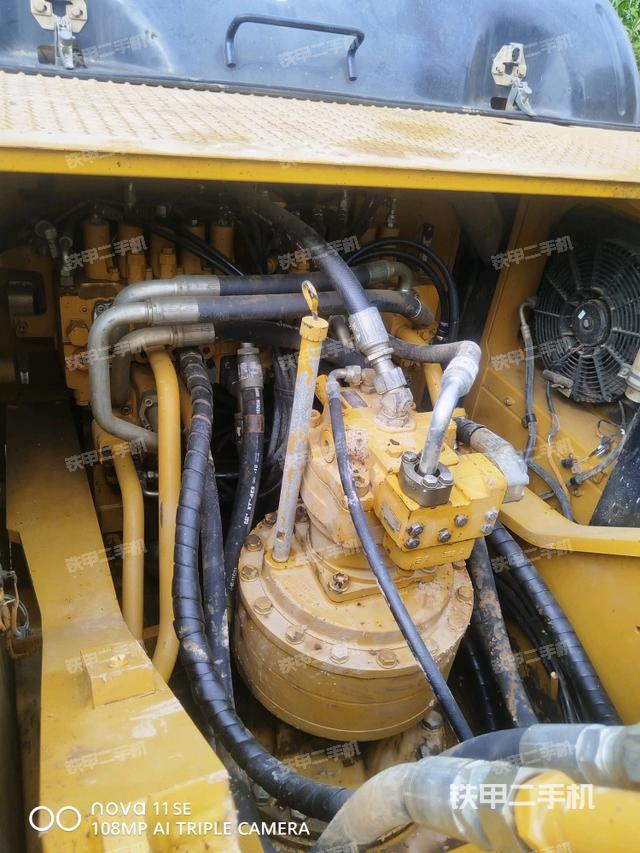 驾驶室顶部俯视（上车部件）