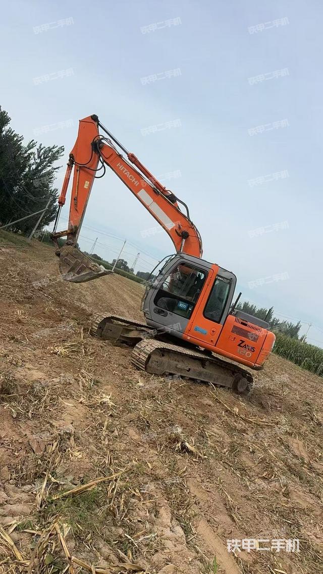 日立ZX120挖掘机