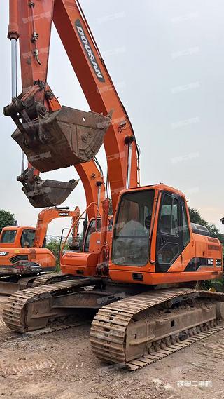 斗山DH225LC-9挖掘機