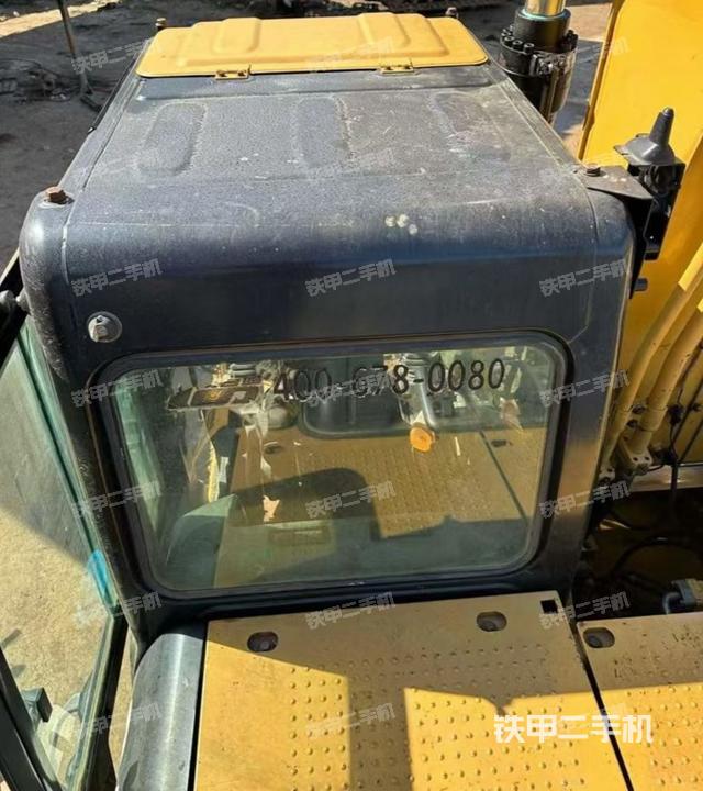 駕駛室頂部（整機(jī)外觀）