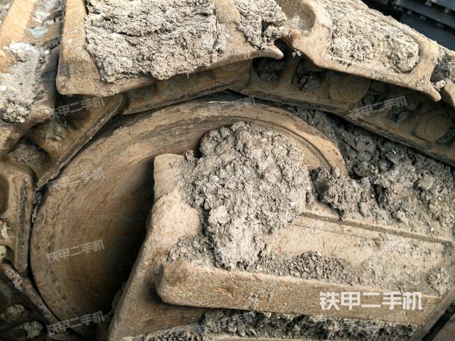 右侧履带整体（行走机构）