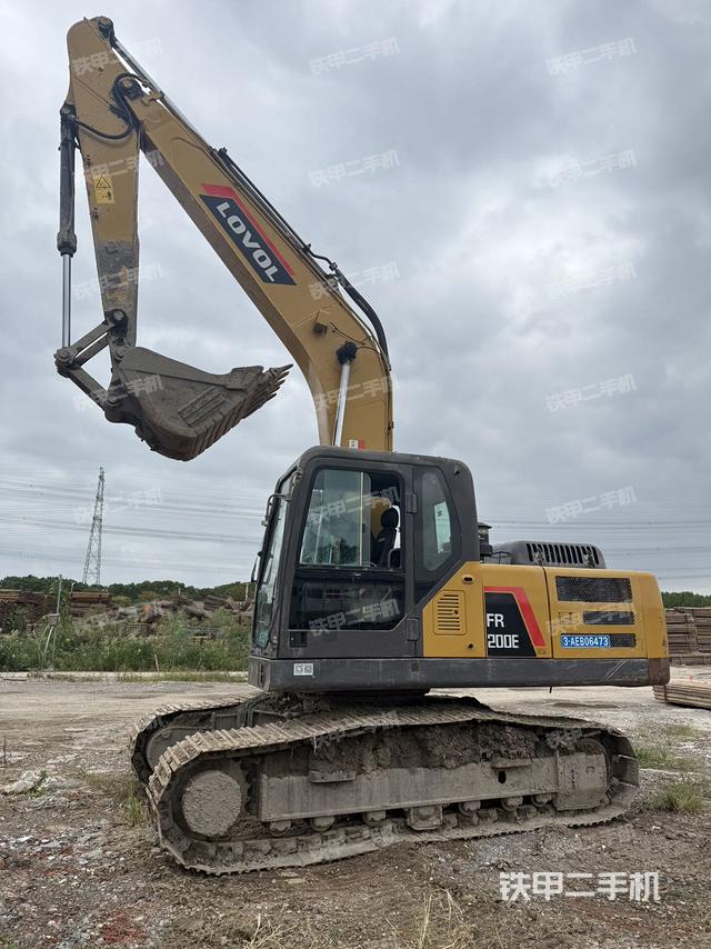 雷沃重工FR200E挖掘機(jī)