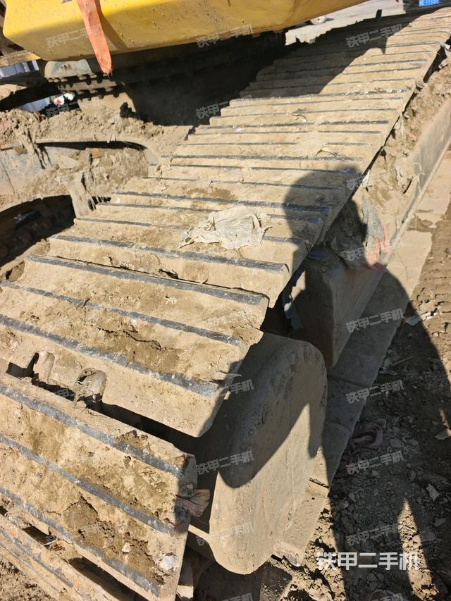 单侧履带整体（整机外观）