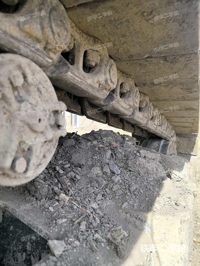 单侧履带整体（整机外观）