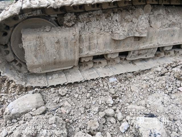 右侧行走马达盖板（行走机构）