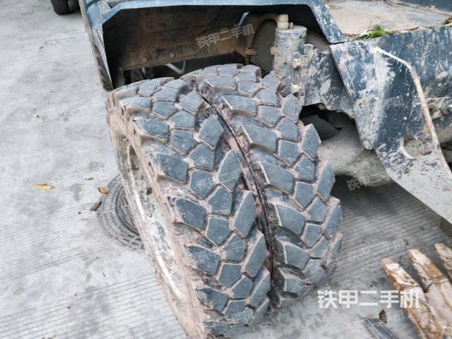 左侧履带整体 （行走机构）