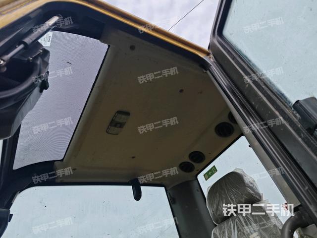 顶棚整体（驾驶室部分）