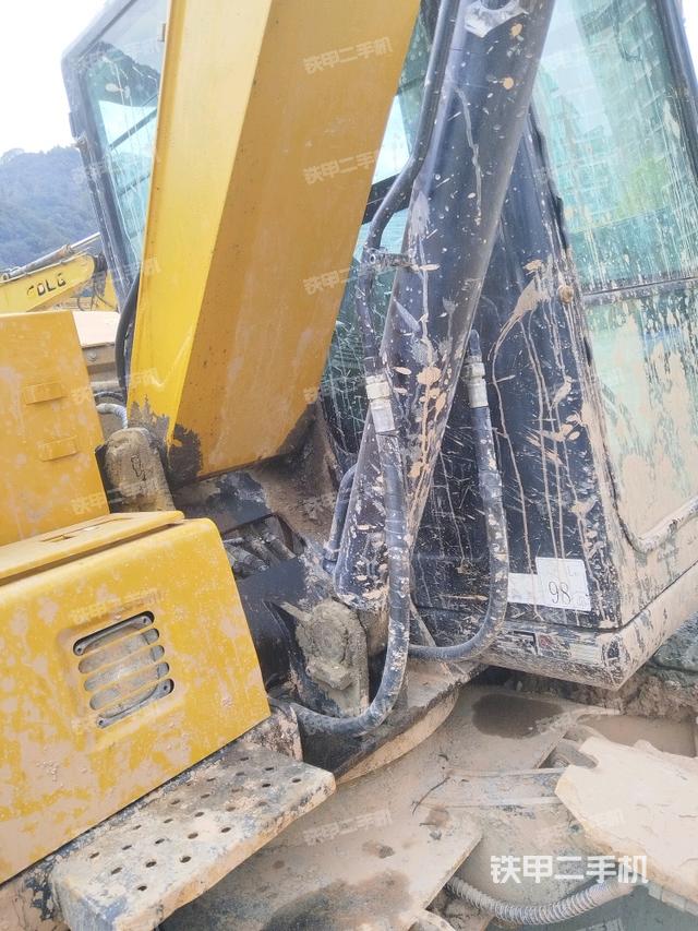 大臂根部 斜（工作和回转装置）